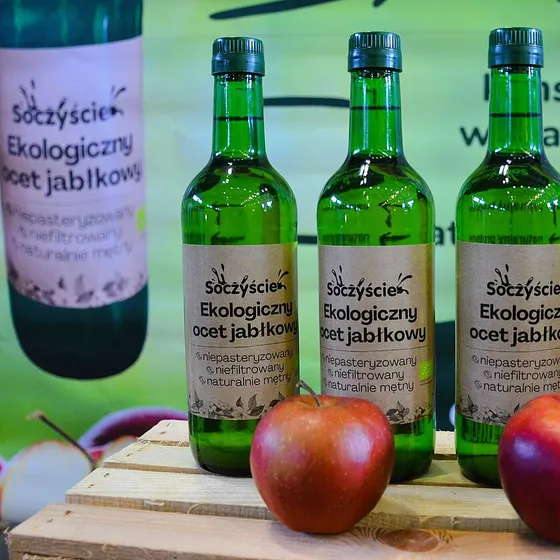Vinagre de manzana, Malus domestica — ácido acético, componente de Esbelita
