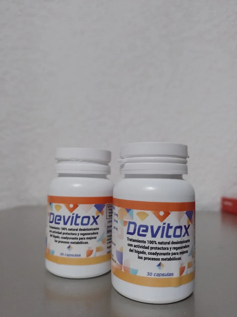 Devitox — foto de un cliente en Guatemala: el envase tal como llega el pedido